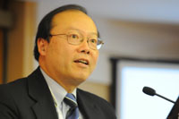 Dr. Peter Liu